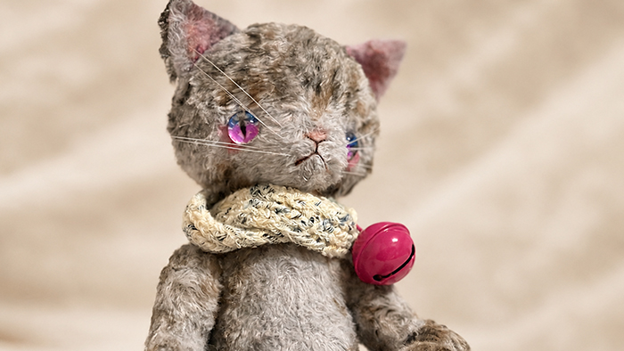 Teddy Castle 森林小動物灰色貓咪 Artist Bear 動物藝術作品